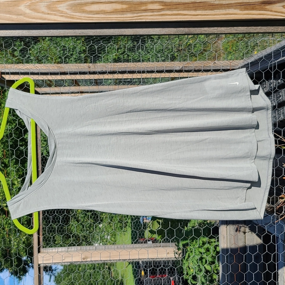 NWOT Nike Tank